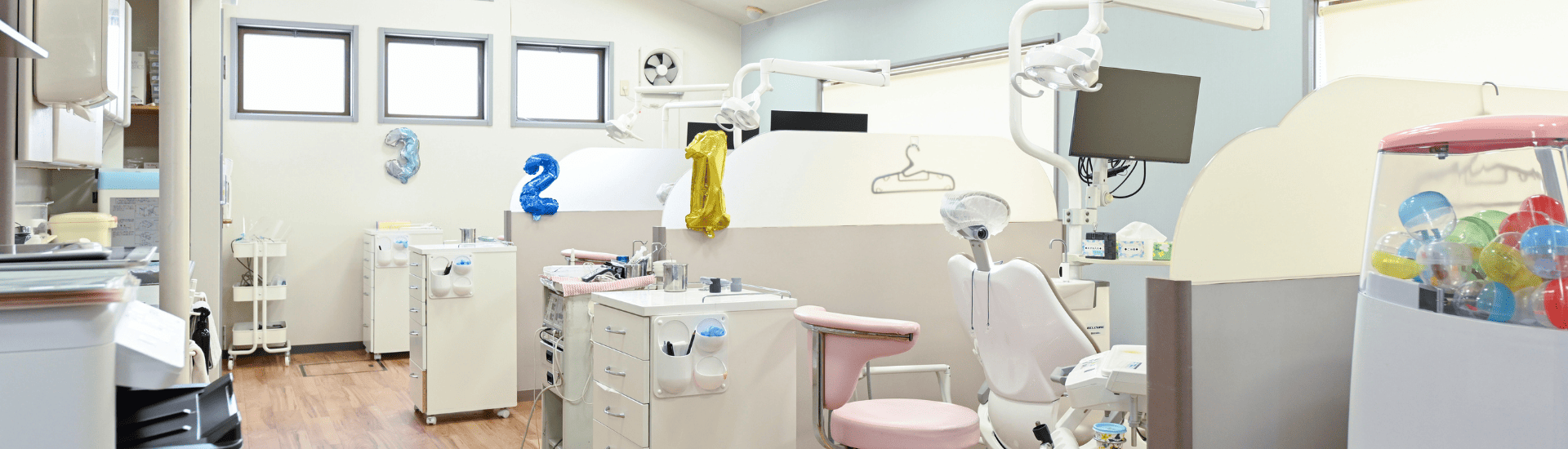 ヘッダー４｜まきの歯科